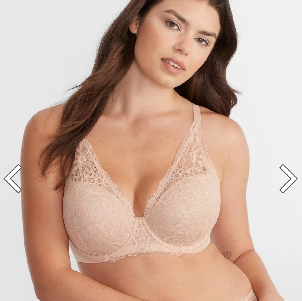 Camio Mio Lightly Lined Lace Plunge Bra  34 G NWT
